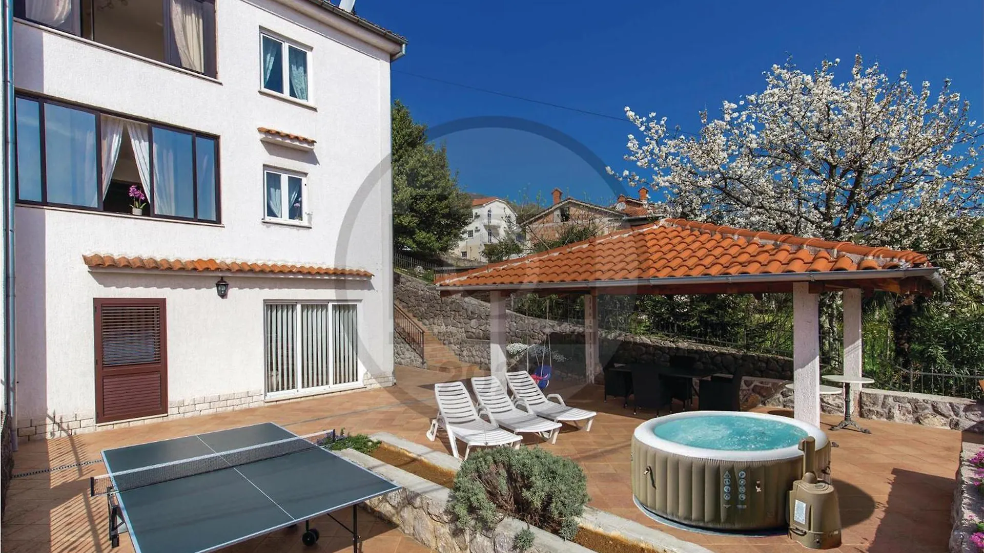Gorgeous Apartment In Lovran With Jacuzzi contacts